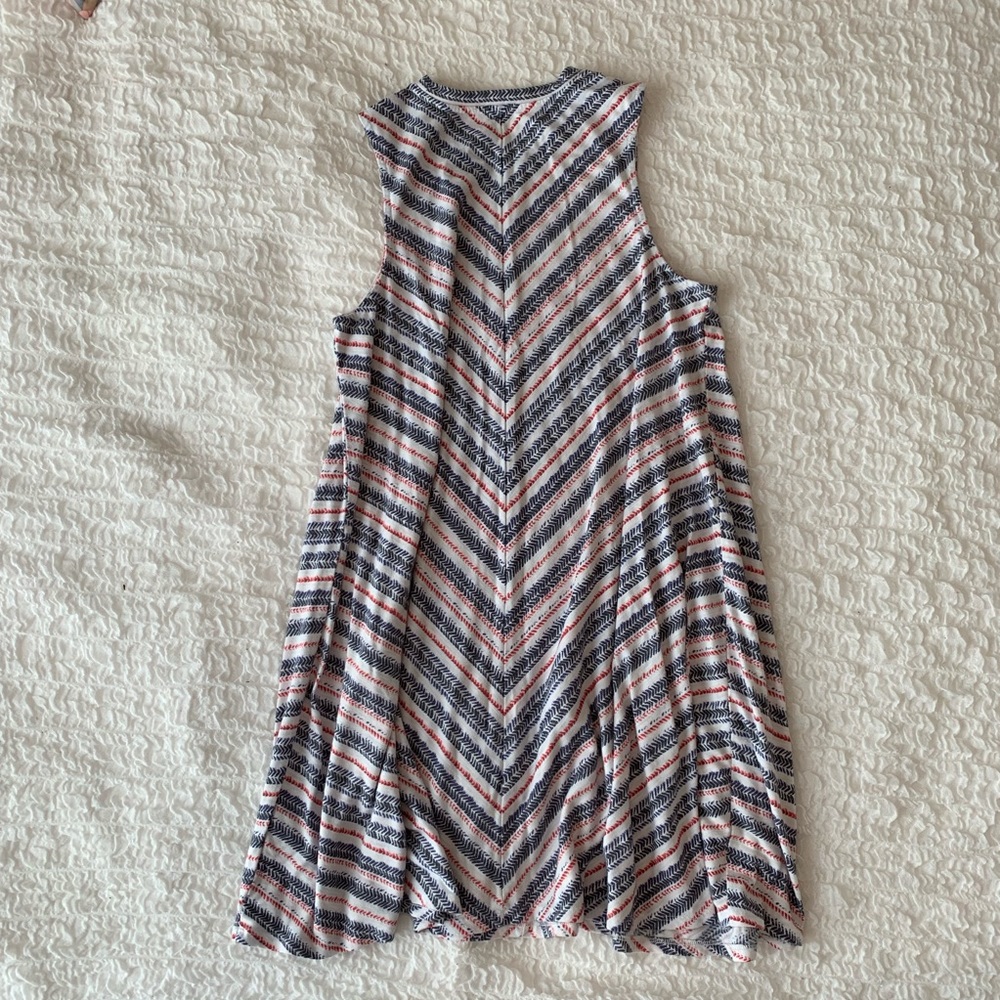Patterned flowy dress